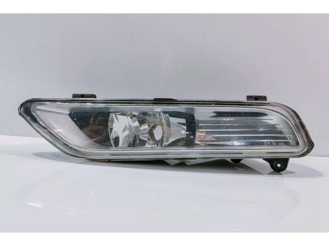 bontott VW PASSAT B7 Ködfényszóró (Pozíciófüggetlen)