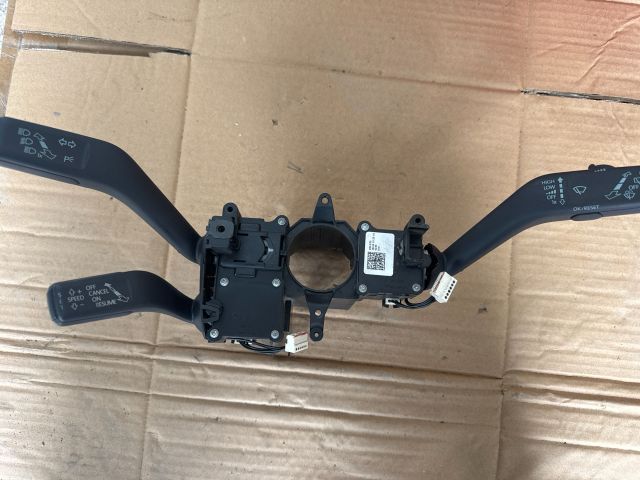 bontott VW PASSAT B7 Komplett Kormánykapcsoló (Bajuszkapcsoló)