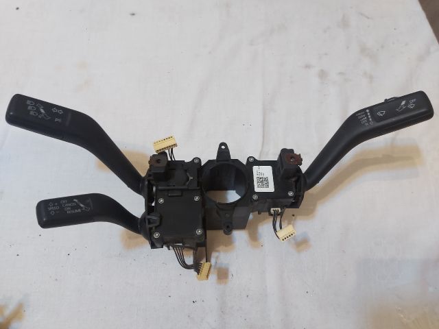 bontott VW PASSAT B7 Komplett Kormánykapcsoló (Bajuszkapcsoló)