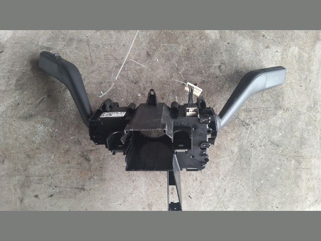 bontott VW PASSAT B7 Komplett Kormánykapcsoló (Bajuszkapcsoló)