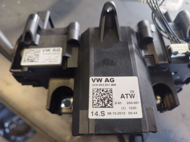 bontott VW PASSAT B7 Komplett Kormánykapcsoló (Bajuszkapcsoló)