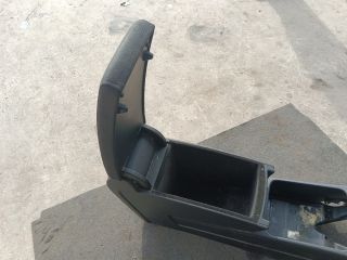 bontott VW PASSAT B7 Könyöklő