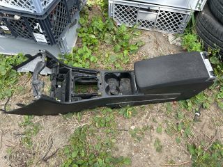 bontott VW PASSAT B7 Könyöklő