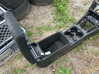 bontott VW PASSAT B7 Könyöklő