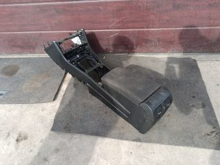 bontott VW PASSAT B7 Könyöklő