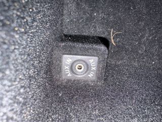 bontott VW PASSAT B7 Könyöklő