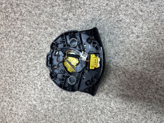 bontott VW PASSAT B7 Kormánylégzsák