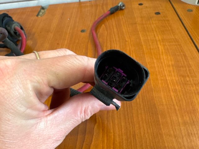 bontott VW PASSAT B7 Kormánymű Kábelköteg (Elektromos)