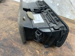 bontott VW PASSAT B7 Középső Szellőző