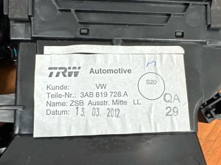 bontott VW PASSAT B7 Középső Szellőző