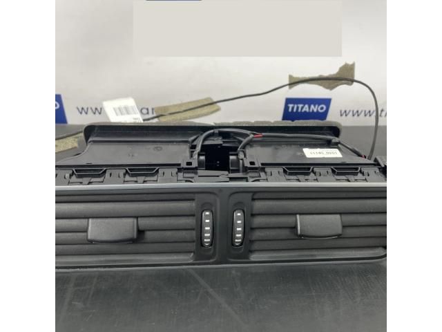 bontott VW PASSAT B7 Középső Szellőző