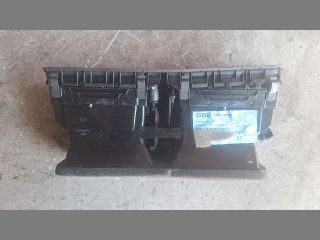 bontott VW PASSAT B7 Középső Szellőző