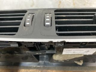 bontott VW PASSAT B7 Középső Szellőző