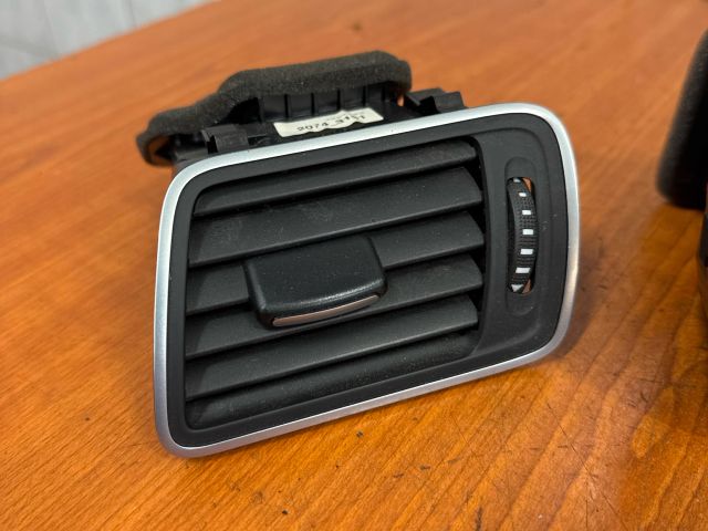 bontott VW PASSAT B7 Középső Szellőző