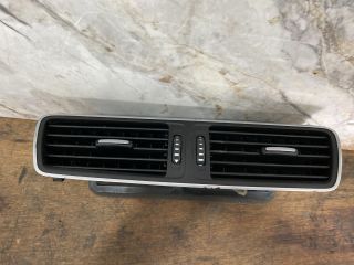 bontott VW PASSAT B7 Középső Szellőző