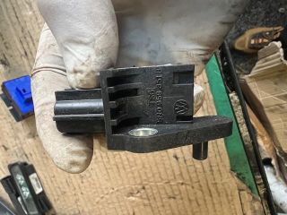 bontott VW PASSAT B7 Központi Ütközés Érzékelő