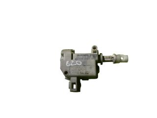 bontott VW PASSAT B7 Központizár Motor Tankajtó