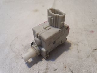 bontott VW PASSAT B7 Központizár Motor Tankajtó