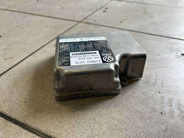 bontott VW PASSAT B7 Légzsák Elektronika