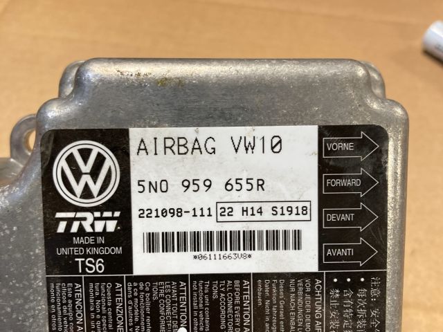 bontott VW PASSAT B7 Légzsák Elektronika