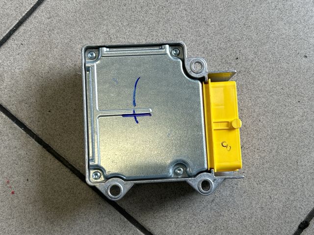 bontott VW PASSAT B7 Légzsák Elektronika