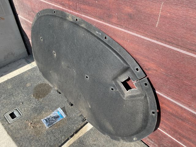 bontott VW PASSAT B7 Motorháztető Szigetelés