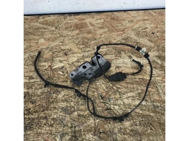 bontott VW PASSAT B7 Motorháztető Zárszerkezet