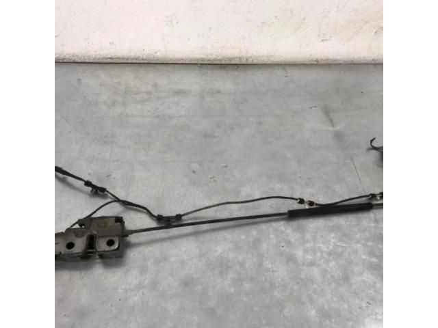 bontott VW PASSAT B7 Motorháztető Zárszerkezet