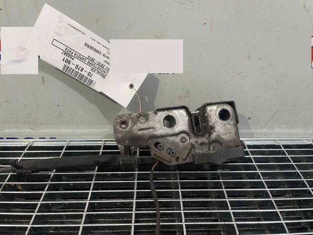 bontott VW PASSAT B7 Motorháztető Zárszerkezet