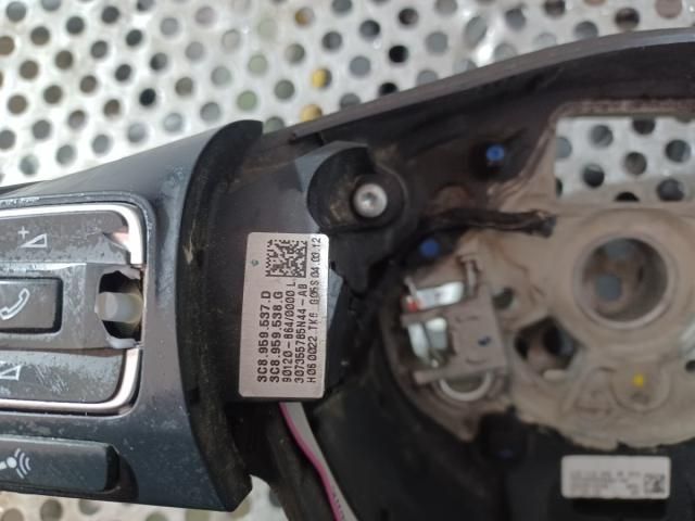 bontott VW PASSAT B7 Multikormány