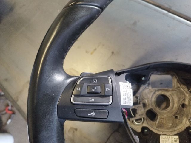 bontott VW PASSAT B7 Multikormány