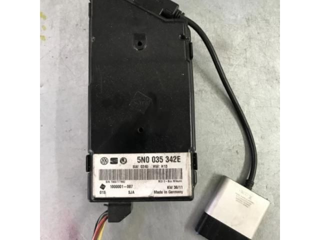 bontott VW PASSAT B7 Multimédia Vezérlő