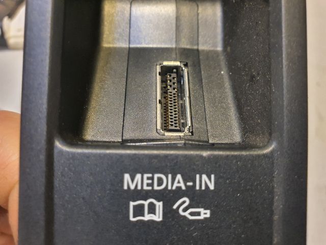 bontott VW PASSAT B7 Multimédia Vezérlő