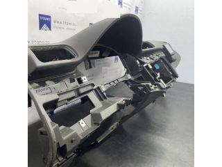 bontott VW PASSAT B7 Műszerfal Héj