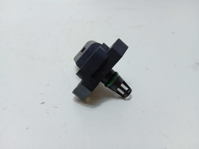 bontott VW PASSAT B7 Nyomástartó Szelep