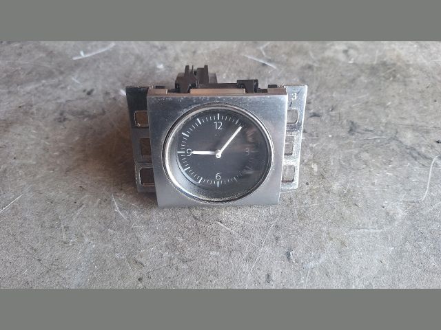 bontott VW PASSAT B7 Óra (Időmérő)