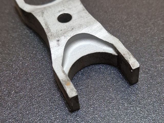 bontott VW PASSAT B7 Porlasztó Lefogató