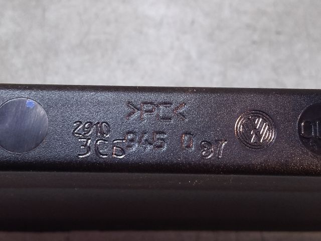 bontott VW PASSAT B7 Pótféklámpa