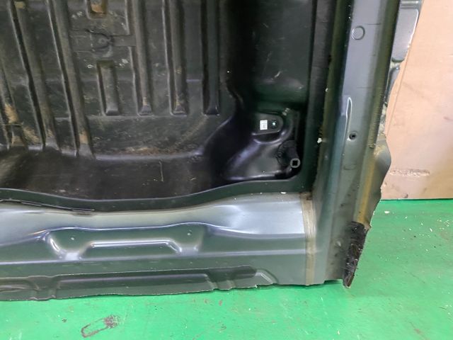 bontott VW PASSAT B7 Pótkerék Tartó Fenéklemez