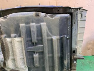 bontott VW PASSAT B7 Pótkerék Tartó Fenéklemez