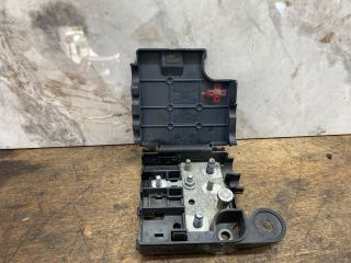 bontott VW PASSAT B7 Pozitív Kábel Elosztó