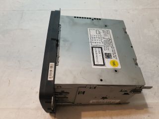 bontott VW PASSAT B7 Rádió / CD