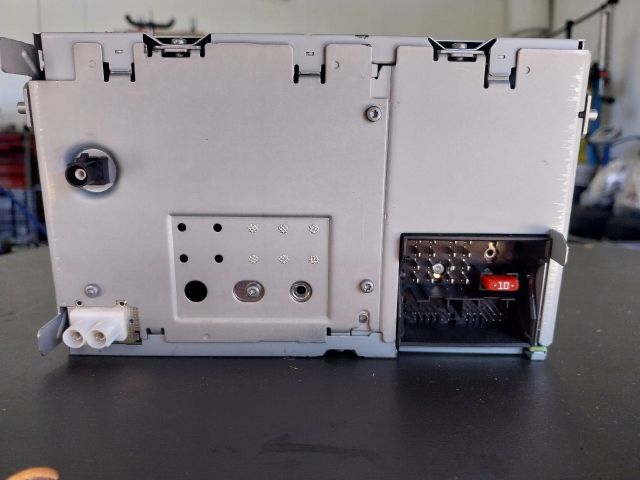 bontott VW PASSAT B7 Rádió / CD