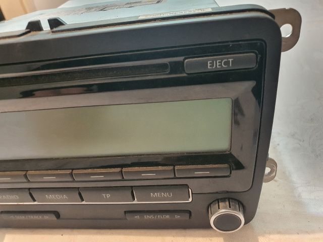 bontott VW PASSAT B7 Rádió / CD