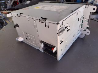 bontott VW PASSAT B7 Rádió / CD