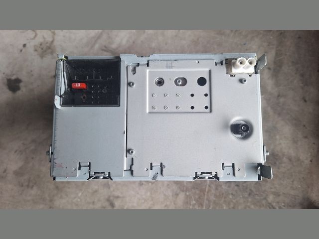 bontott VW PASSAT B7 Rádió / CD