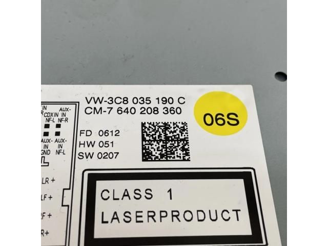 bontott VW PASSAT B7 Rádió / CD