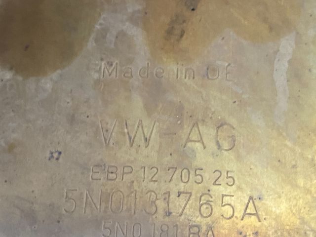 bontott VW PASSAT B7 Részecskeszűrő