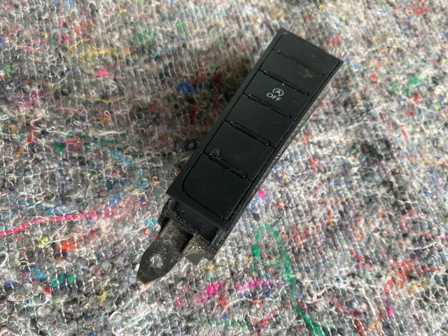 bontott VW PASSAT B7 Start / Stop Indító Gomb