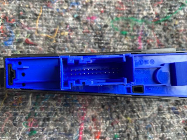 bontott VW PASSAT B7 Start / Stop Indító Gomb